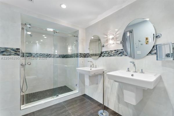 Sea Ranch Club A, 5100 N Ocean Blvd #916, Lauderdale By The Sea, Florida 33308, image 2