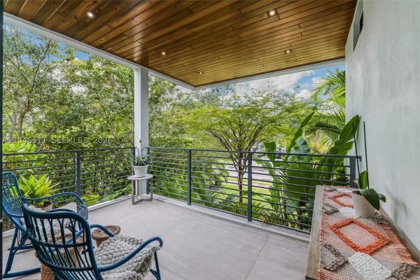 Tropical Isle Homes, 445 Ridgewood Rd, Key Biscayne, Florida 33149, image 3