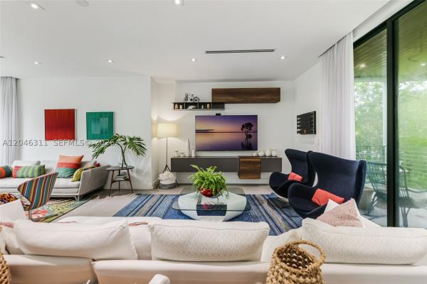 Tropical Isle Homes, 445 Ridgewood Rd, Key Biscayne, Florida 33149, image 1