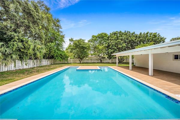 Rock Lake, 12525 SW 68th Ct, Pinecrest, Florida 33156, image 2