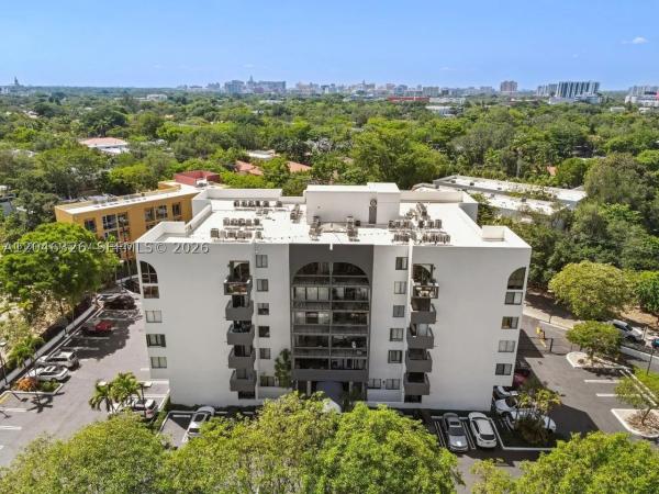Tigertail Bay, 2715 Tigertail Ave #102, Miami, Florida 33133, image 2