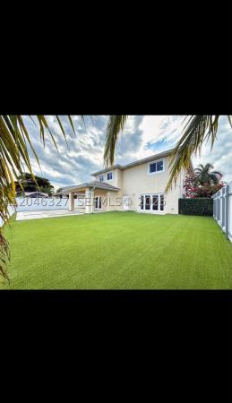 Rauls Place At Oasis, 449 SE 31st Ave, Homestead, Florida 33033, image 1