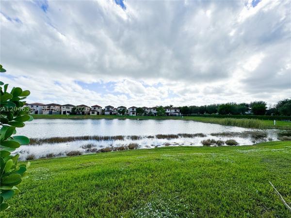 Umbria At The Vineyards, 3740 NE 3rd Ct, Homestead, Florida 33033, image 1