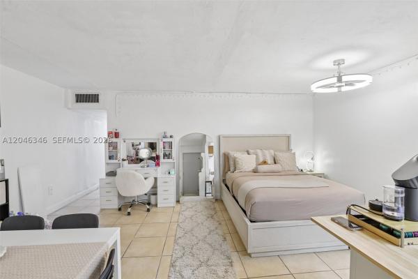 The Palms 51, 1851 NE 168th St #B-6, North Miami Beach, Florida 33162, image 3