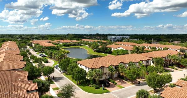 Ashton Parc, 3962 Devenshire Ct, Coconut Creek, Florida 33073, image 1