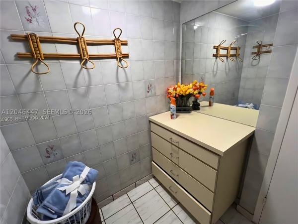 Triton Tower, 2899 Collins Ave #905, Miami Beach, Florida 33140, image 1