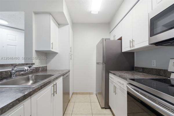Sundance At Davie, 2846 S University Dr #4104, Davie, Florida 33328, image 3