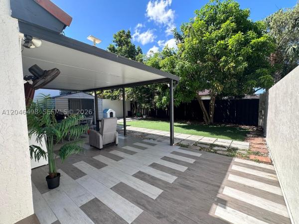 6633 NW 178th Ter, Hialeah, Florida 33015, image 1