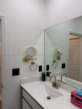 Bonterra, 3409 W 92nd Pl, Hialeah, Florida 33018, image 2
