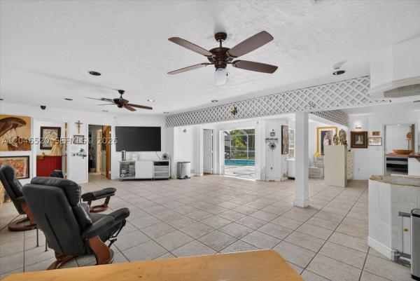 9841 SW 157th Ter, Unincorporated Dade County, Florida 33157, image 1