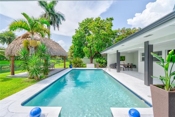 Royal Palm Harbor, 14675 SW 78th Ave, Palmetto Bay, Florida 33158, image 2