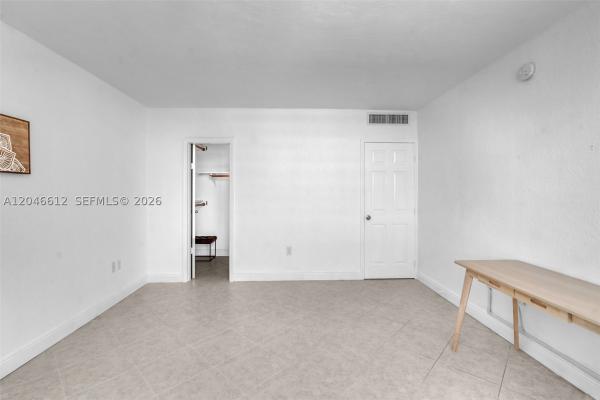 Island Pointe, 10350 W Bay Harbor Dr #8F, Bay Harbor Islands, Florida 33154, image 2