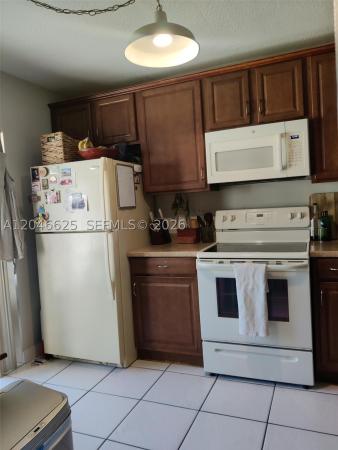 San Remo Golf & Tennis Club, 300 E Club Cir #108, Boca Raton, Florida 33487, image 2