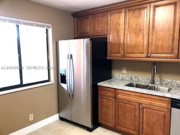 Racquet Club At Bonaventure, 369 Lakeview Dr #203, Weston, Florida 33326, image 1