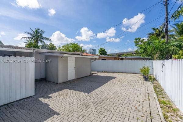Lawrence Park, 801 NW 17th Ct, Miami, Florida 33125, image 1