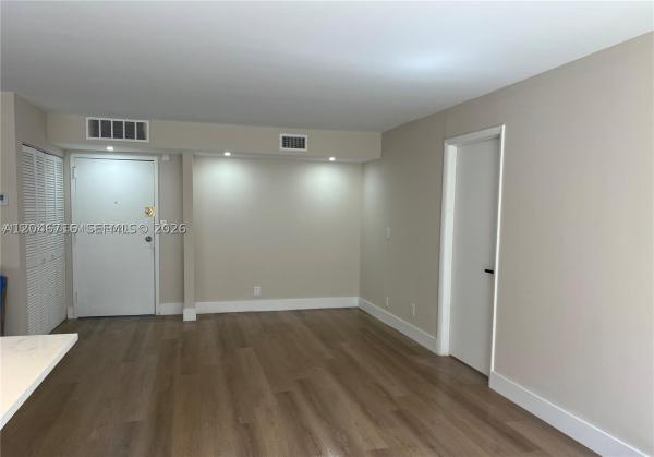 Plaza Of The Americas, 17021 N Bay Rd #124, Sunny Isles Beach, Florida 33160, image 3