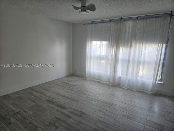 Mystic Pointe Tower 500, 3530 Mystic Pointe Dr #405, Aventura, Florida 33180, image 2