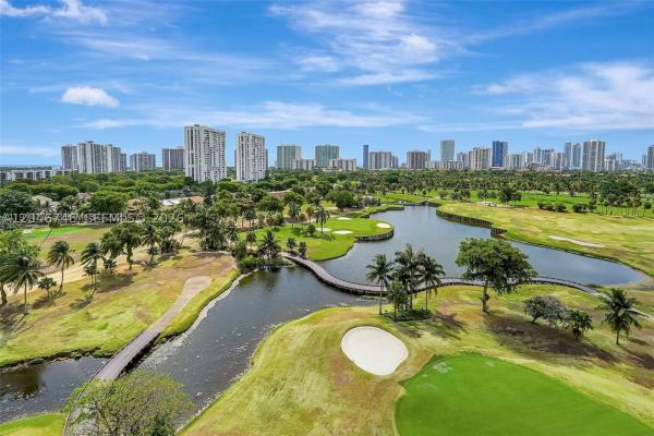 Coronado Tower 3, 20379 W Country Club Dr #1537, Aventura, Florida 33180, image 3