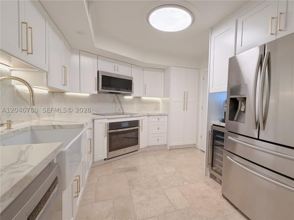 Towers Of Key Biscayne, 1111 Crandon Blvd #C1104, Key Biscayne, Florida 33149, image 2
