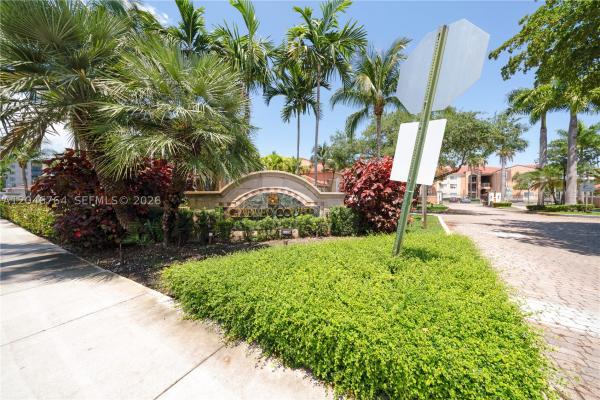 6851 SW 44th St #208, Unincorporated Dade County, Florida 33155, image 2