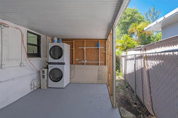 Trailer City, 13625 NE 20th Pl, North Miami Beach, Florida 33181, image 2