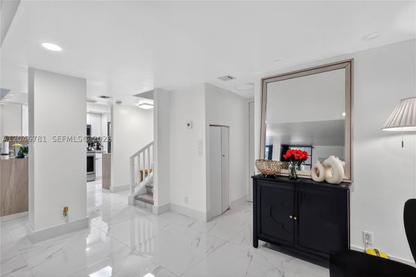 Ensenada, 3401 N Country Club Dr #109, Aventura, Florida 33180, image 3