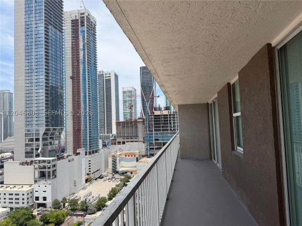 Park Place By The Bay, 915 NW 1st Ave #H1912, Miami, Florida 33136, image 2