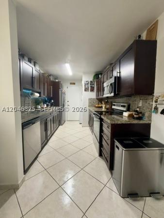 13951 Kendale Lakes Cir #807A, Unincorporated Dade County, Florida 33183, image 3