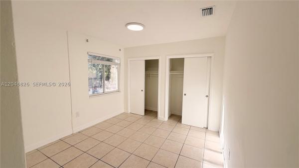 2540 NE 181st St #2542, North Miami Beach, Florida 33160, image 3