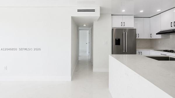 9682 Fontainebleau Blvd #203, Unincorporated Dade County, Florida 33172, image 3