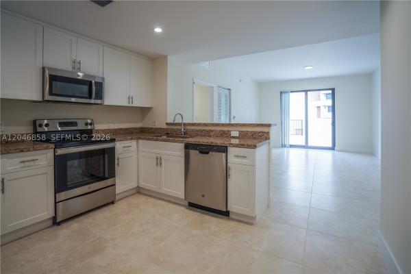 Gables Galiano, 1091 Galiano St #404, Coral Gables, Florida 33134, image 2