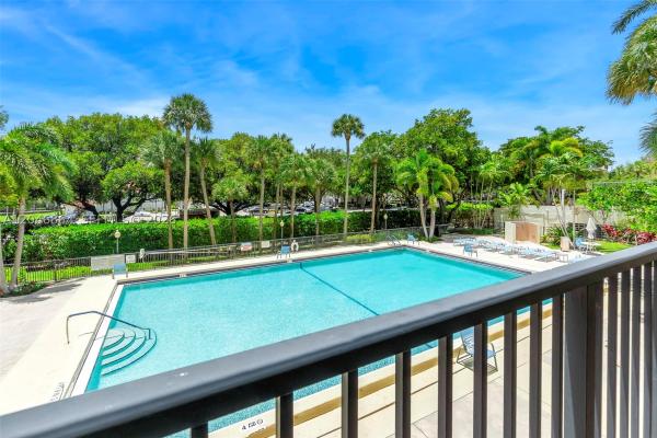 3200 Port Royale Dr N #205, Lauderdale By The Sea, Florida 33308, image 3