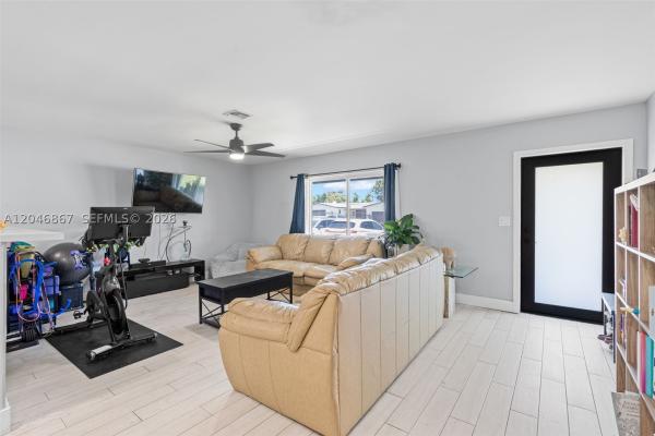 16700 SW 102nd Pl, Unincorporated Dade County, Florida 33157, image 3