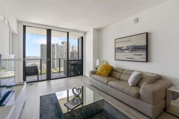 Hyde Midtown, 121 NE 34th St #2706, Miami, Florida 33137, image 1