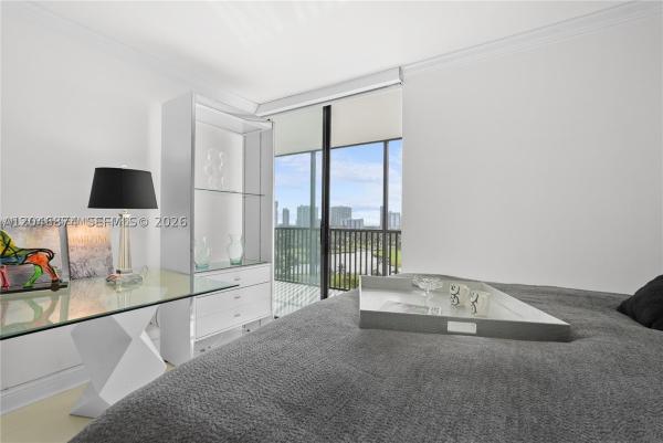 Coronado Tower 2, 20301 W Country Club Dr #1226, Aventura, Florida 33180, image 3