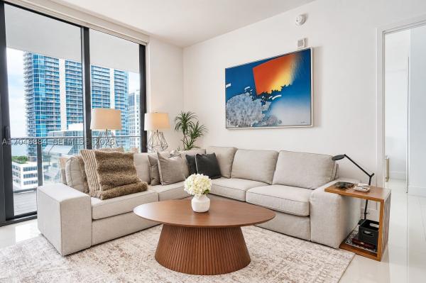 1010 Brickell, 1010 Brickell Ave #2402, Miami, Florida 33131, image 2
