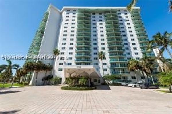 Oceanview B, 19380 Collins Ave #1423, Sunny Isles Beach, Florida 33160, image 2