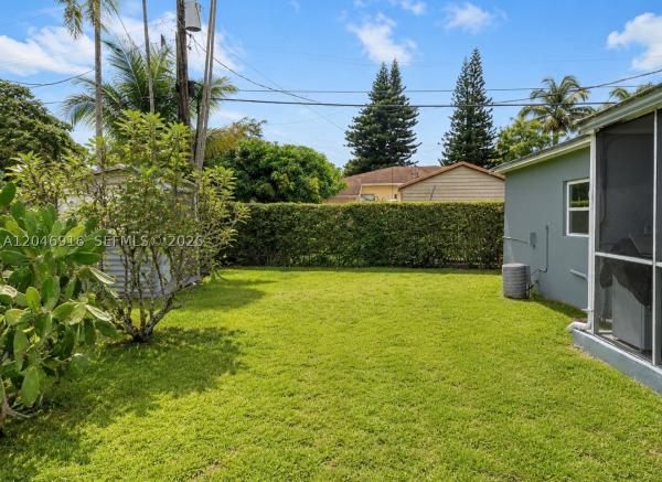 432 NW 103rd St #1, Unincorporated Dade County, Florida 33150, image 2