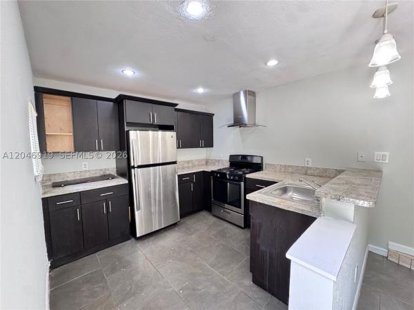 Pompano Beach Highlands, 1801 NE 50th St, Pompano Beach, Florida 33064, image 1