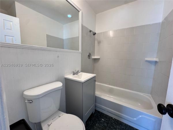 Pompano Beach Highlands, 1801 NE 50th St, Pompano Beach, Florida 33064, image 2