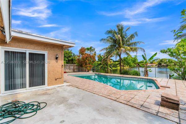 North Lauderdale Estates, 7421 SW 14th Ct, North Lauderdale, Florida 33068, image 2