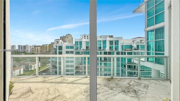 The Atrium At Aventura, 3131 NE 188th St #1-1205, Aventura, Florida 33180, image 2