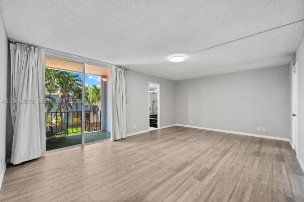 2408 NE 10th St #122, Hallandale Beach, Florida 33009, image 2