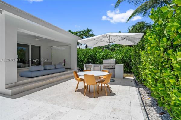 Altos Del Mar, 9033 Emerson Ave, Surfside, Florida 33154, image 1