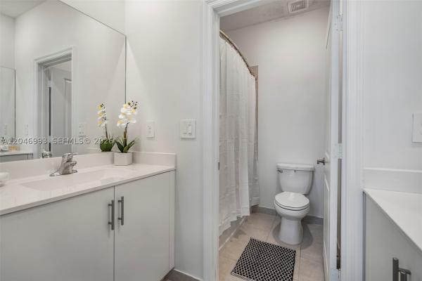 21189 SW 127th Ct, Unincorporated Dade County, Florida 33177, image 2