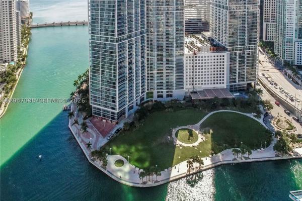 Icon Brickell Tower 1, 475 Brickell Ave #4612, Miami, Florida 33131, image 3