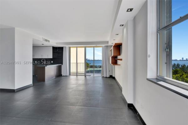 11111 Biscayne Blvd #9B, Unincorporated Dade County, Florida 33181, image 1