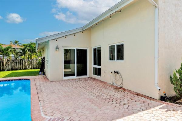 Blue Ridge, 681 Pine Ridge Ter, Davie, Florida 33325, image 1