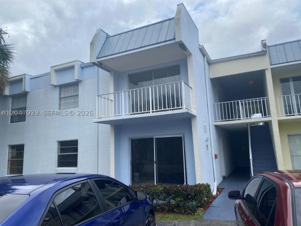 Clear Lake Palms, 411 Executive Center Dr #203, West Palm Beach, Florida 33401, image 3