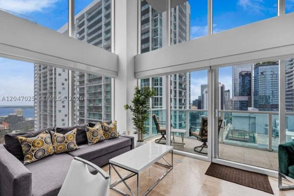 Brickell On The River South Tower, 41 SE 5th St #1702, Miami, Florida 33131, image 3